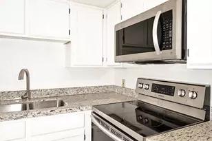 1734 W Tuckey Ln, Phoenix, AZ 85015 - Photo 11