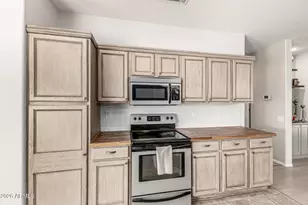 16136 W Montoya Dr, Surprise, AZ 85374 - Photo 11