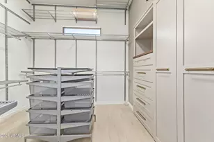 326 W Loma Ln, Phoenix, AZ 85021 - Photo 17