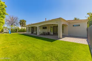 326 W Loma Ln, Phoenix, AZ 85021 - Photo 31