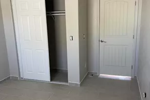 520 W McNeil St, Phoenix, AZ 85041 - Photo 13