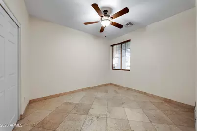 2218 W Magdalena Lane, Phoenix, AZ 85041 - Photo 17