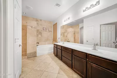 2218 W Magdalena Lane, Phoenix, AZ 85041 - Photo 23