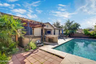 2218 W Magdalena Ln, Phoenix, AZ 85041 - Photo 5