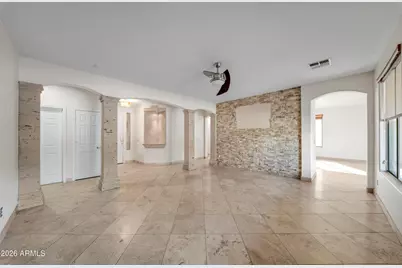 2218 W Magdalena Lane, Phoenix, AZ 85041 - Photo 11