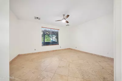 2218 W Magdalena Lane, Phoenix, AZ 85041 - Photo 23