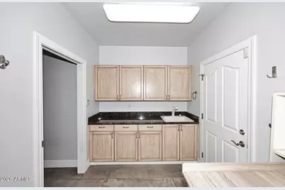 9154 E Charter Oak Drive, Scottsdale, AZ 85260 - Photo 33