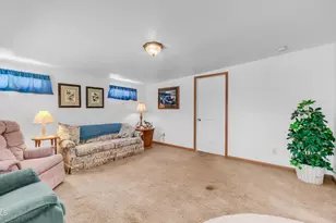 518 Jaspar Dr, Apache Junction, AZ 85119 - Photo 9