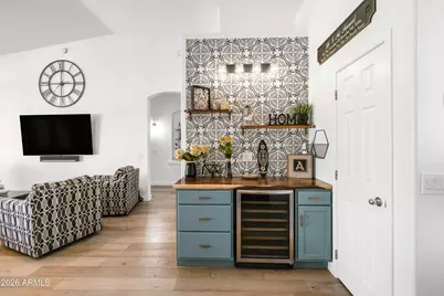 2047 E Victor Road, Gilbert, AZ 85296 - Photo 9