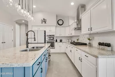 2047 E Victor Road, Gilbert, AZ 85296 - Photo 13