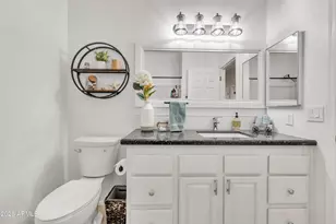 2047 E Victor Rd, Gilbert, AZ 85296 - Photo 33