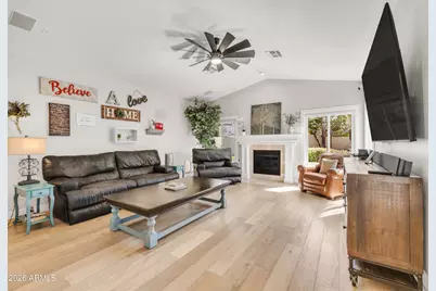 2047 E Victor Road, Gilbert, AZ 85296 - Photo 17