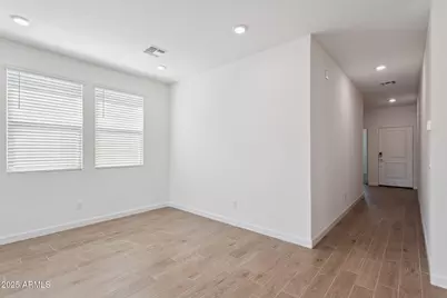 26056 W Hasan Drive, Buckeye, AZ 85326 - Photo 7