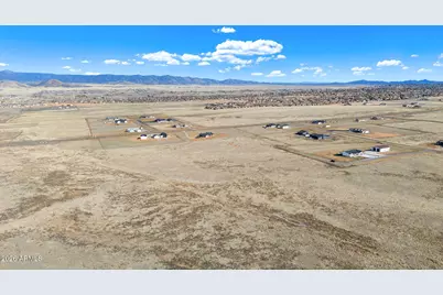 Xx Miles City Way #8F, Prescott Valley, AZ 86315 - Photo 9