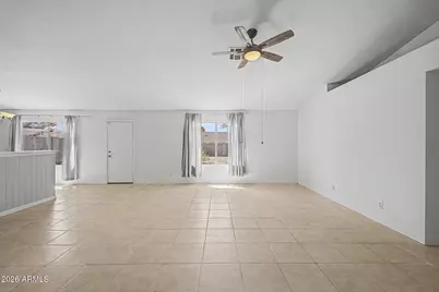 8111 E Des Moines Street E, Mesa, AZ 85207 - Photo 7