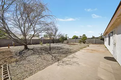 8111 E Des Moines Street E, Mesa, AZ 85207 - Photo 25
