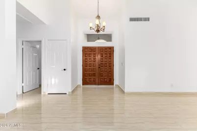 9907 E Wood Drive, Scottsdale, AZ 85260 - Photo 5