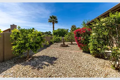 9907 E Wood Drive, Scottsdale, AZ 85260 - Photo 37