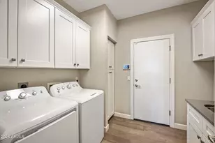 8116 E Whispering Wind Dr, Scottsdale, AZ 85255 - Photo 29