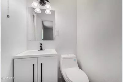 420 W Earll Drive #1, Phoenix, AZ 85013 - Photo 17