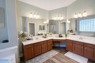 7046 W Cottontail Ln, Peoria, AZ 85383 - Photo 25