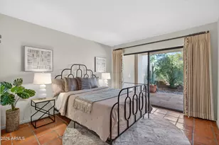 5814 N Echo Canyon Ln, Phoenix, AZ 85018 - Photo 21