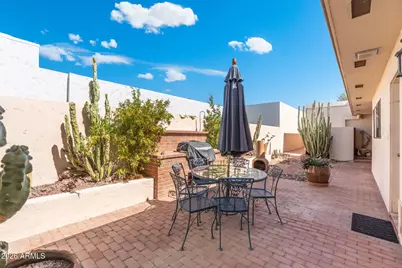 5814 N Echo Canyon Lane, Phoenix, AZ 85018 - Photo 33