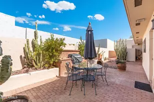 5814 N Echo Canyon Ln, Phoenix, AZ 85018 - Photo 33