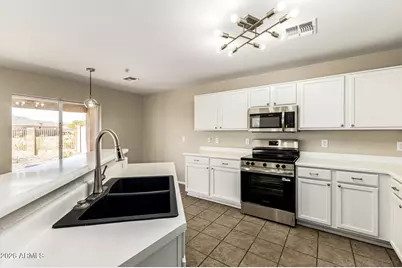 118 N 223rd Avenue, Buckeye, AZ 85326 - Photo 15