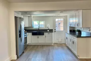10918 W Durango St, Avondale, AZ 85323 - Photo 3