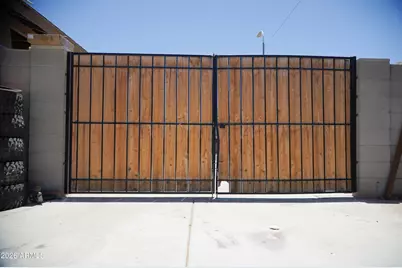 10918 W Durango Street, Avondale, AZ 85323 - Photo 7
