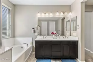 12128 W Country Club Trail, Sun City, AZ 85373 - Photo 17