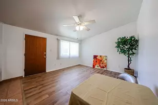 10510 W Oakmont Dr, Sun City, AZ 85351 - Photo 7