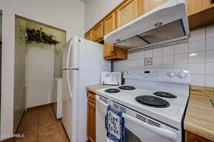 10510 W Oakmont Dr, Sun City, AZ 85351 - Photo 9