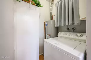 10510 W Oakmont Dr, Sun City, AZ 85351 - Photo 11