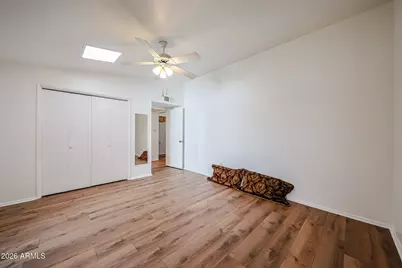 10506 W Oakmont Drive, Sun City, AZ 85351 - Photo 11