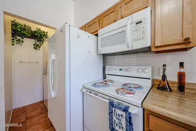 10506 W Oakmont Drive, Sun City, AZ 85351 - Photo 5