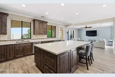 3752 E Donald Drive, Phoenix, AZ 85050 - Photo 11