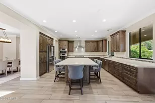 3752 E Donald Dr, Phoenix, AZ 85050 - Photo 9