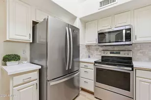 25555 N Windy Walk Dr, Scottsdale, AZ 85255 - Photo 23