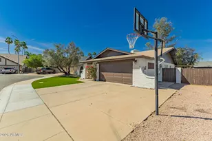 2122 S Ash Cir, Mesa, AZ 85202 - Photo 25