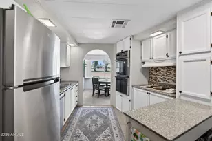 9039 E Fairway Blvd, Sun Lakes, AZ 85248 - Photo 11