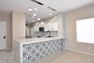 36950 W Mondragone Ln, Maricopa, AZ 85138 - Photo 5