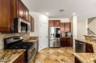 18564 W Onyx Ave, Waddell, AZ 85355 - Photo 17