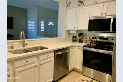 16118 W Vista N Drive, Sun City West, AZ 85375 - Photo 9