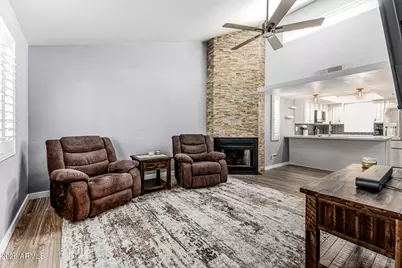 2020 W Union Hills Drive #209, Phoenix, AZ 85027 - Photo 3