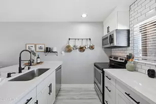 7436 E Chaparral Rd, Scottsdale, AZ 85250 - Photo 11