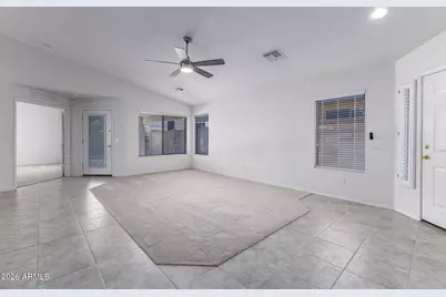 15847 W Saguaro Lane W, Surprise, AZ 85374 - Photo 5