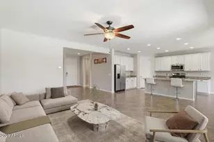 4827 S McMinn Ct, Gilbert, AZ 85298 - Photo 9