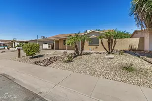 6974 W Palo Verde Dr, Glendale, AZ 85303 - Photo 3